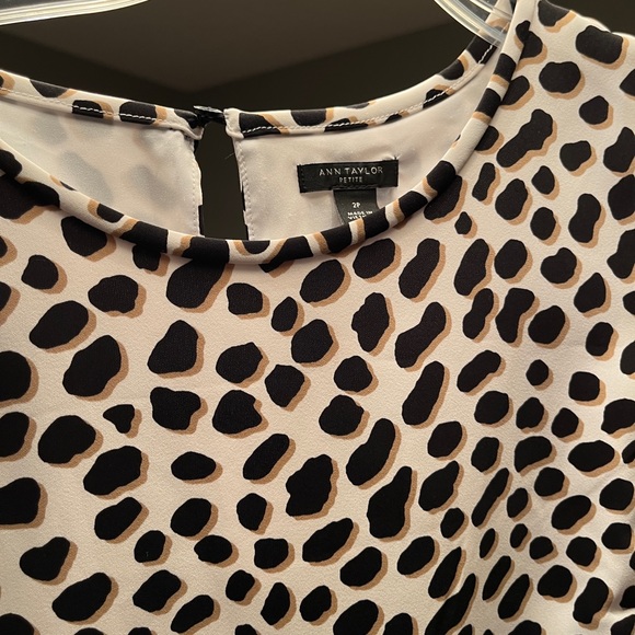 Short dress. Baby leopard print. 2P Ann Taylor - Picture 2 of 2